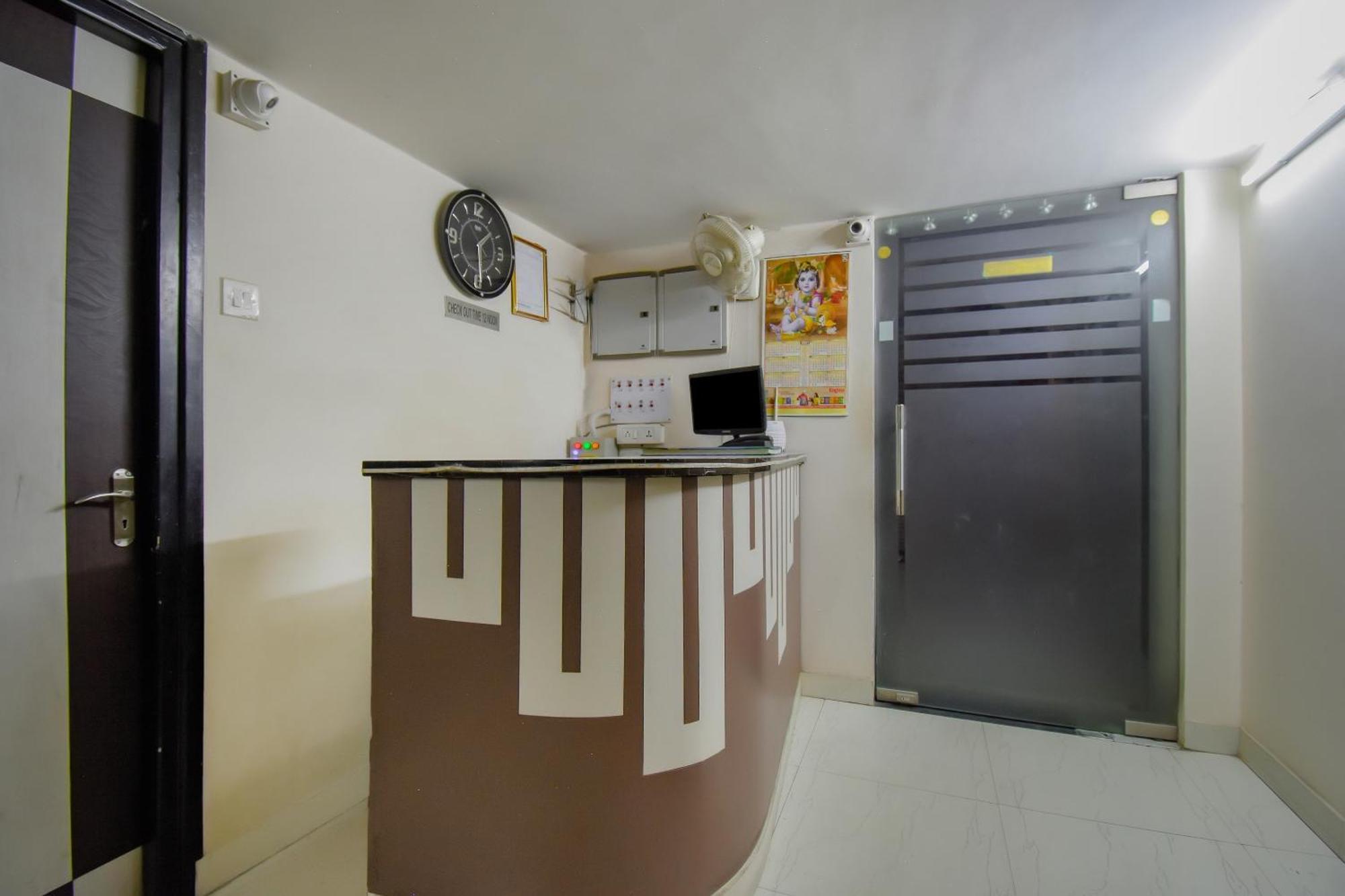 Hotel O Lindsay Inn Guest House Calcutta Calcutta Bara Bazar Extérieur photo