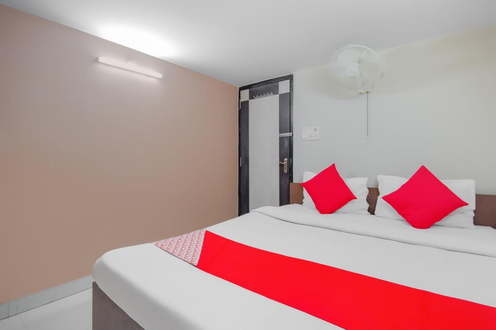 Hotel O Lindsay Inn Guest House Calcutta Calcutta Bara Bazar Extérieur photo