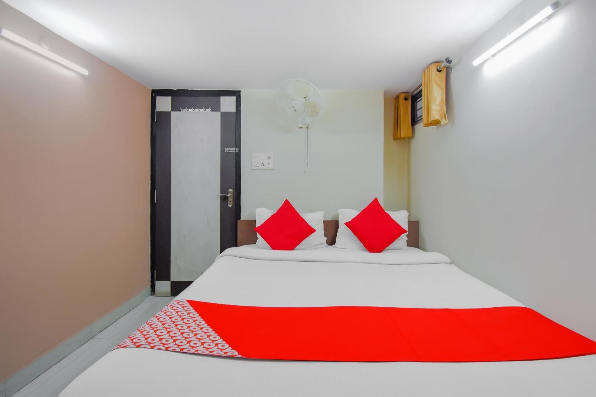 Hotel O Lindsay Inn Guest House Calcutta Calcutta Bara Bazar Extérieur photo