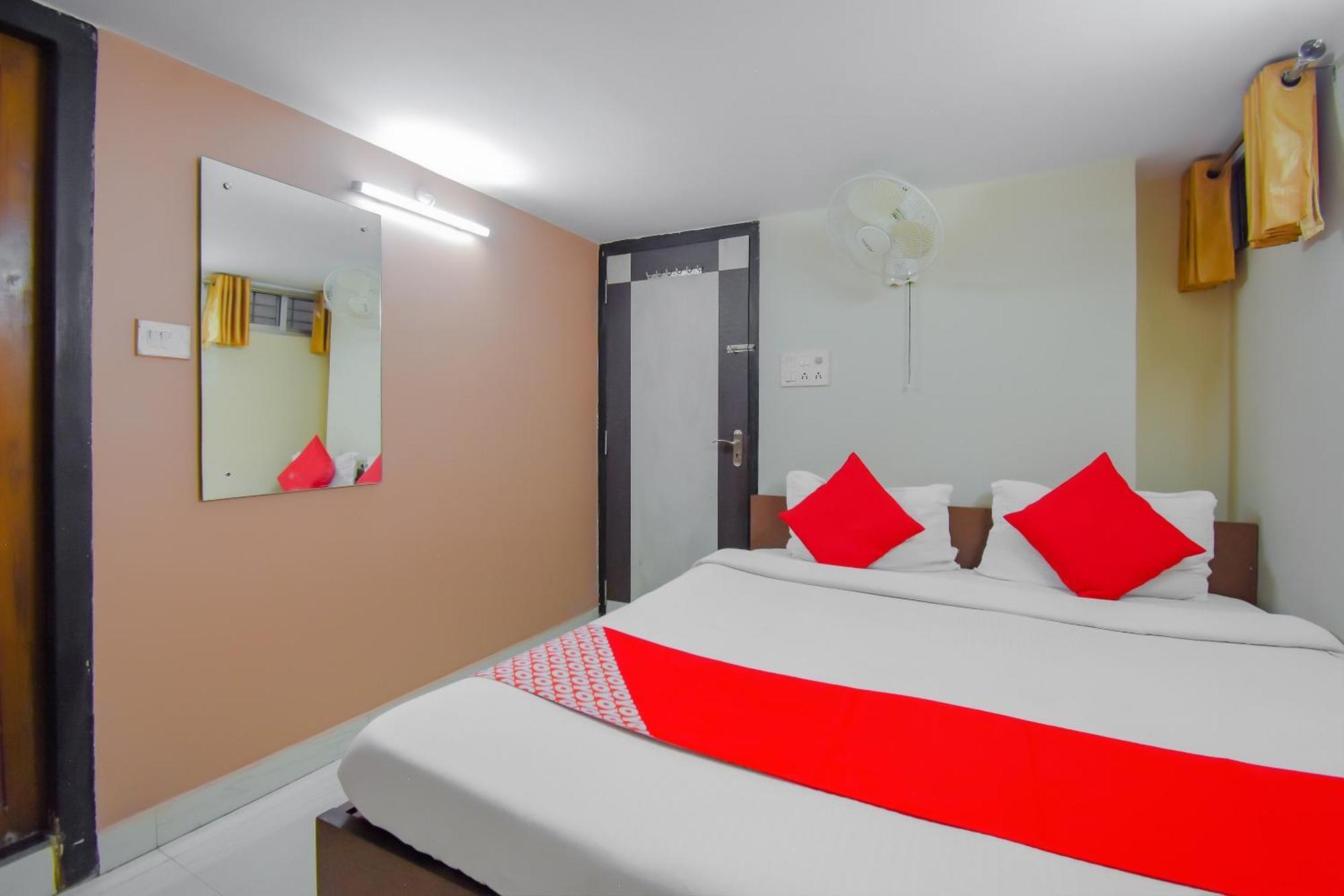 Hotel O Lindsay Inn Guest House Calcutta Calcutta Bara Bazar Extérieur photo